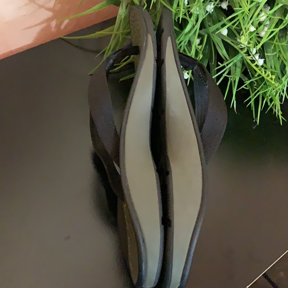CHACO SANDALS 🎉🎉 - Picture 6 of 8